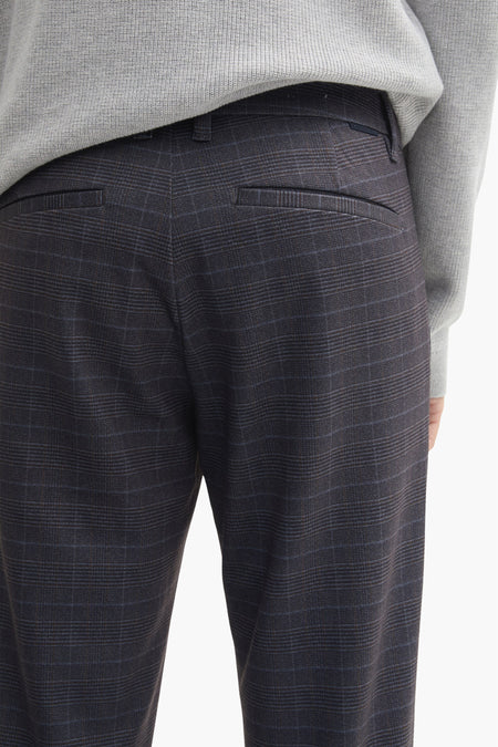 Chino - gris