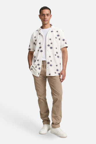 Wit overhemd met korte mouwen van TOM TAILOR, met een patroon van blauwe en bruine bloemen.