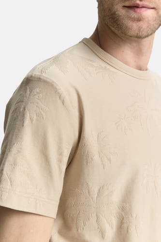 Beige T-shirt met korte mouwen van TOM TAILOR, met een subtiele palmboomprint over de gehele stof.