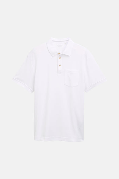 Witte polo met korte mouwen van TOM TAILOR, met een borstzak en knoopsluiting.