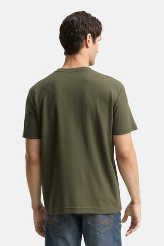 Groen T-shirt met korte mouwen van TOM TAILOR, achterkant, zichtbare jeans met oranje stiksels.
