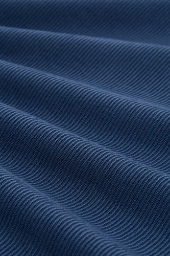 Blauwe trui met ronde hals van TOM TAILOR, met een fijn geribbelde textuur en plooiend effect.
