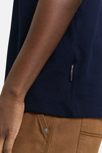 Blauw T-shirt met korte mouwen van TOM TAILOR, met een wafelstructuur en een subtiel merklabel.