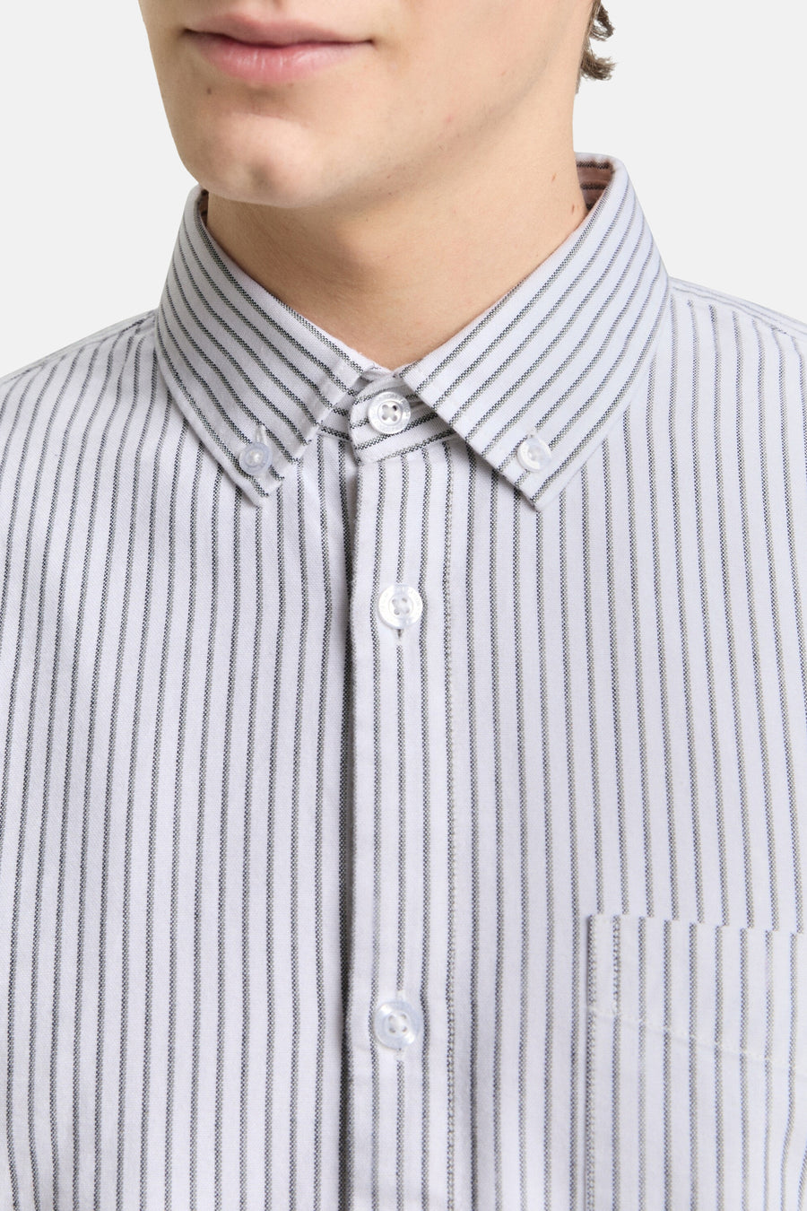 Wit overhemd met lange mouwen van TOM TAILOR, met een gestreept patroon en een borstzakje.