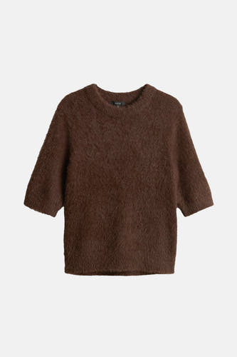 Pull marron avec col rond d'OPUS, à manches courtes et en douce texture.
