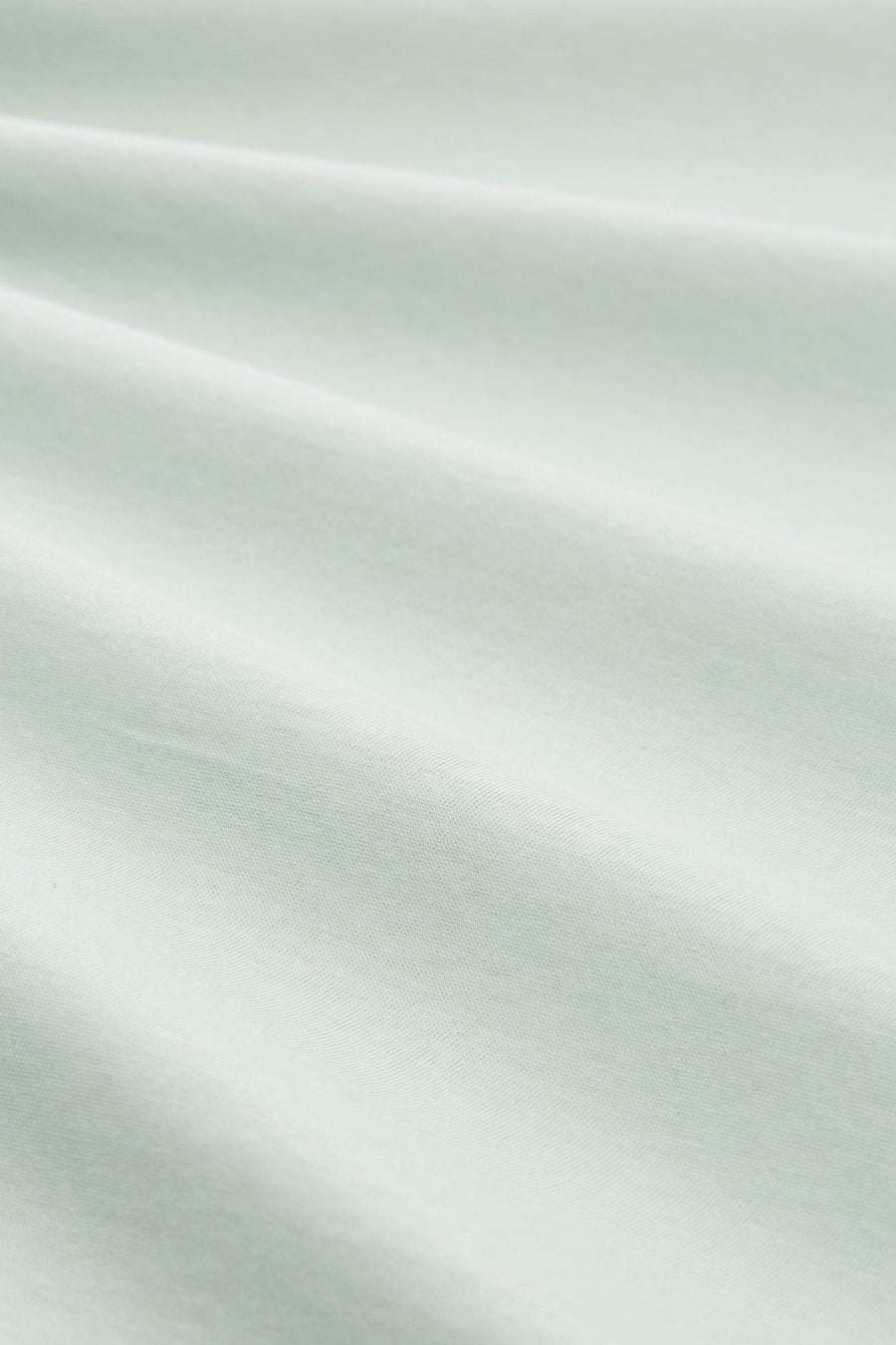 T-shirt vert à manches courtes de TOM TAILOR, avec un drapé doux et une texture de tissu subtile.