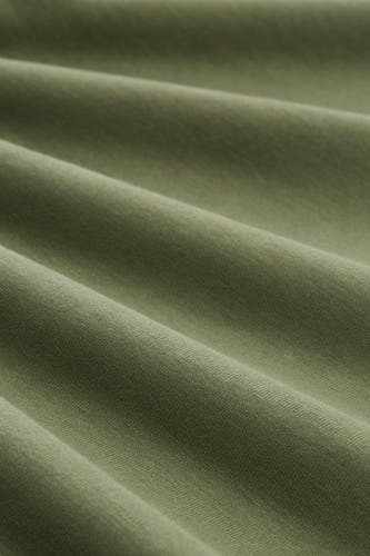 Groene ronde hals sweater van TOM TAILOR, zachte gebreide stof met fijne textuur, close-up detail