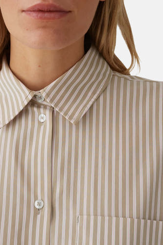 Chemise multicolore à manches longues OPUS, avec un motif rayé et une fermeture boutonnée.