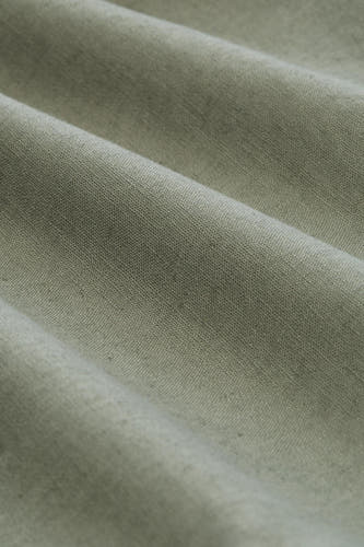 Groene short van TOM TAILOR met een subtiele textuur en een comfortabele, geplooide pasvorm.
