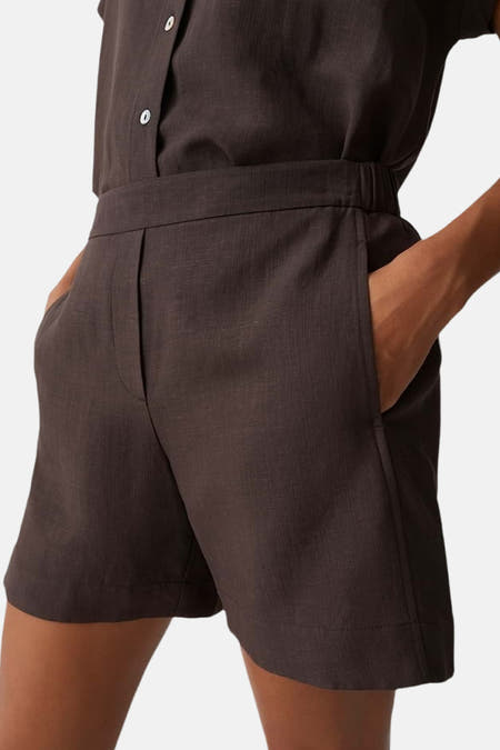 Formal short - bruin