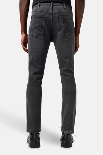 Jeans tapered dark grey denim - Wrangler®