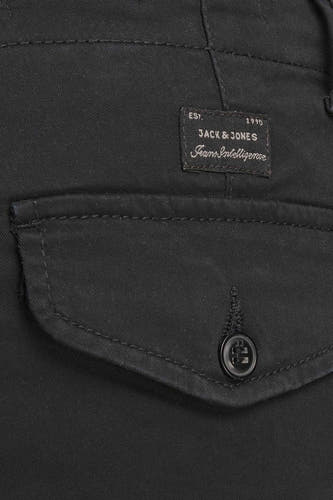 Zwarte cargobroek van JACK & JONES JEANS INTELLIGENCE, met zak en knoopdetail.