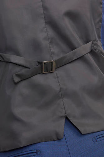 Blauw gilet van PREMIUM by JACK & JONES, met verstelbare rugband en subtiele textuurdetails.