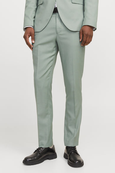Groene kostuumbroek van PREMIUM by JACK & JONES, met een gladde textuur en nette pasvorm.
