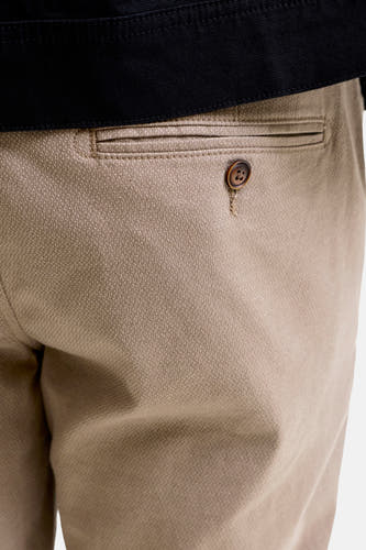 Chino - bruin