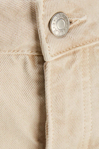 Jean droit beige de JJXX, avec fermeture à boutons et texture subtile.