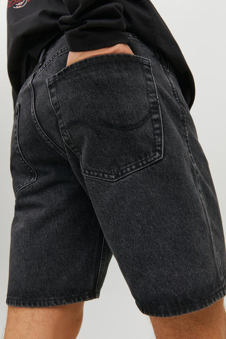 Short - black denim