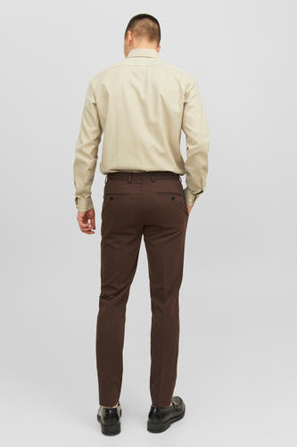 Beige overhemd met lange mouwen van PREMIUM by JACK & JONES, gezien van achteren.