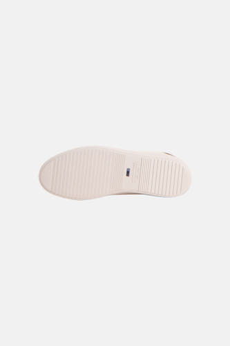 Baskets blanches Jack & Jones, semelle crantée et logo de la marque.