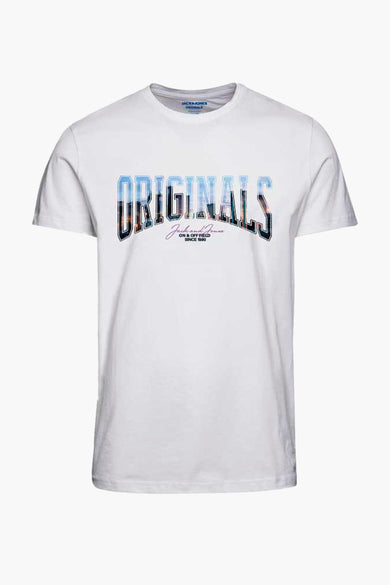 Witte korte mouw T-shirt met grote "ORIGINALS" print van ORIGINALS BY JACK & JONES, voorzien van kleurrijke skyline-afbeelding en handgeschreven logo.