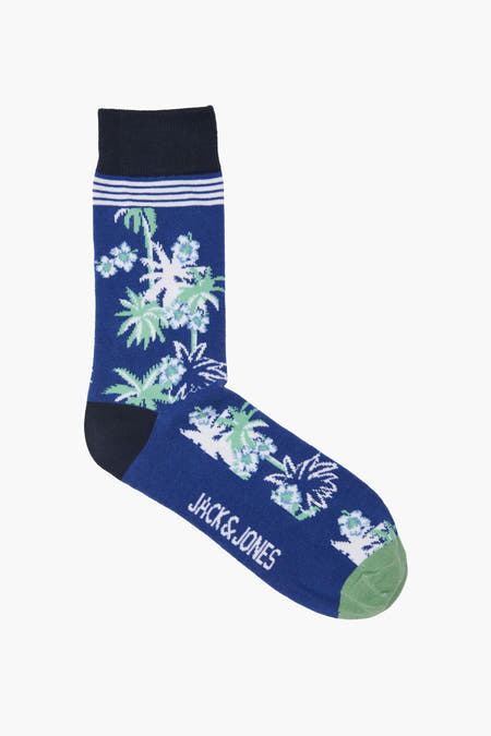 Chaussettes bleues d'ACCESSORIES BY JACK & JONES avec un imprimé de palmiers, une pointe verte et une talon noir.