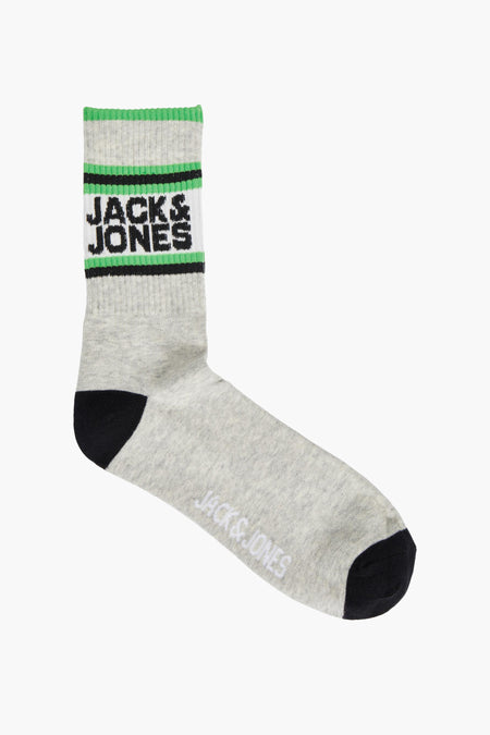 Grijze sokken van ACCESSORIES BY JACK & JONES, met groene en zwarte strepen en logo.
