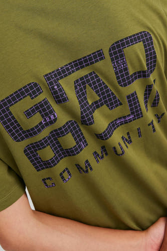 Groen T-shirt van CORE by JACK & JONES, met grafisch rastermotief en opschrift Community.