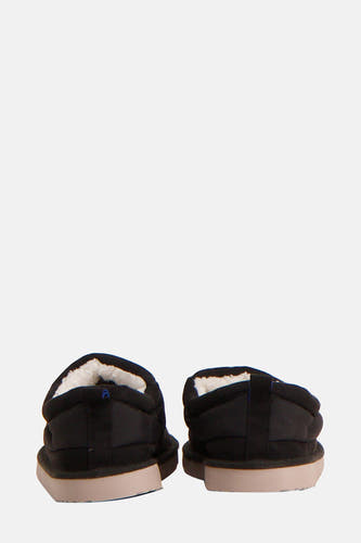Zwarte slippers van ACCESSORIES BY JACK & JONES, met een beige zool en zachte binnenvoering, achterkantweergave.
