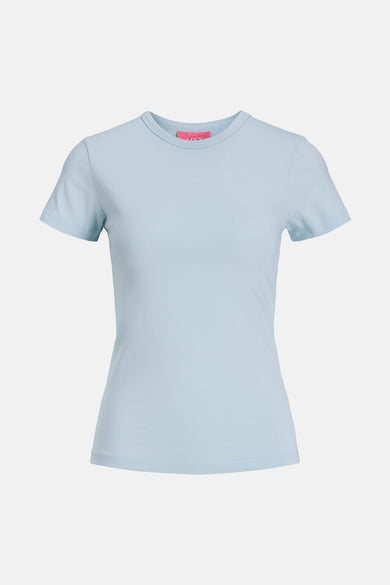 Lichtblauw T-shirt met korte mouwen van JJXX, effen stof, ronde halslijn en een roze label aan de binnenkant.