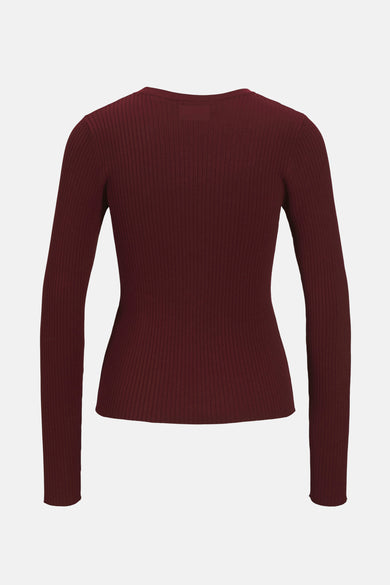 Pull rouge à longues manches de JJXX, tricoté côtelé et avec un col rond.