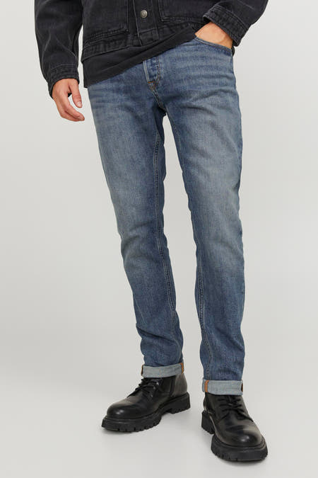 Jean slim de JACK & JONES JEANS INTELLIGENCE, avec un léger lavage et des surpiqures retournées.