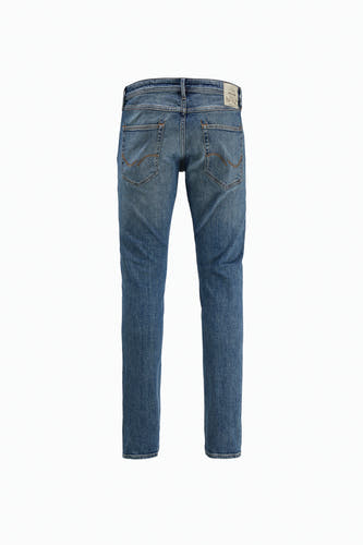Jean slim fit denim bleu de JACK & JONES JEANS INTELLIGENCE, avec des surpiqures brunes sur les poches arrière.