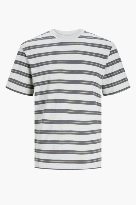 Zwart T-shirt van CORE BY JACK & JONES, met gestreept patroon in grijs, wit en geel.