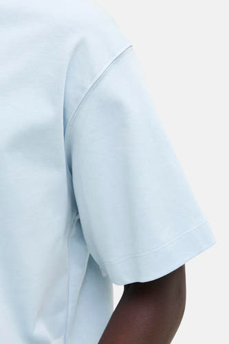 Blauw T-shirt met korte mouwen van CORE BY JACK & JONES, close-up van de mouw.