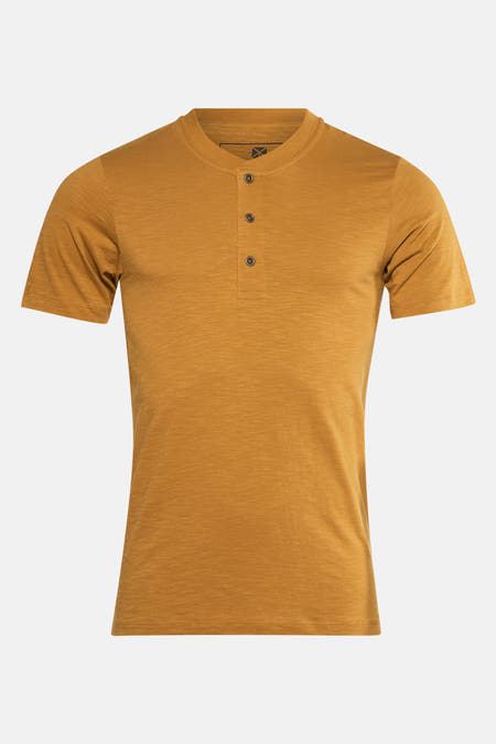 Geel T-shirt met korte mouwen van PREMIUM BLUE by JACK & JONES, met knoopsluiting en subtiele textuur.