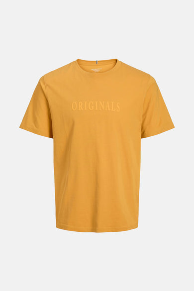 Geel T-shirt met korte mouwen van ORIGINALS BY JACK & JONES, met reliëf tekst "ORIGINALS".