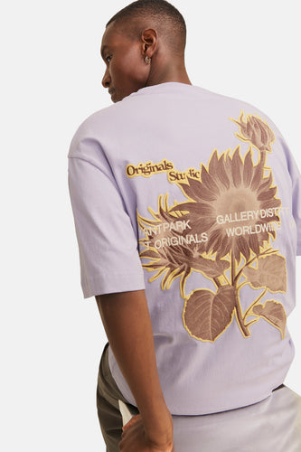 Paars T-shirt met korte mouwen van ORIGINALS BY JACK & JONES, met bloemenprint op de rug.