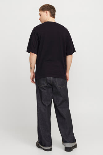 Zwart T-shirt met korte mouwen van PREMIUM by JACK & JONES, gezien van achteren.