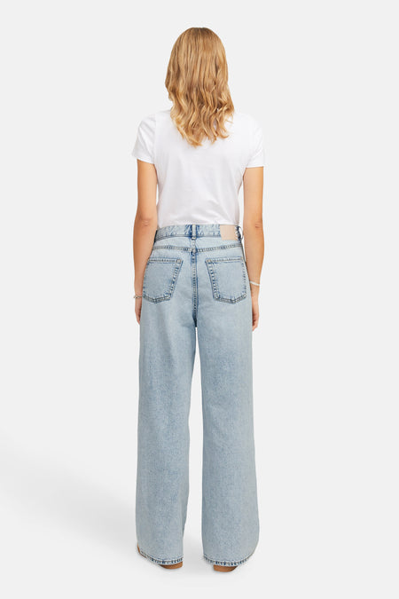 TOKYO - light blue denim
