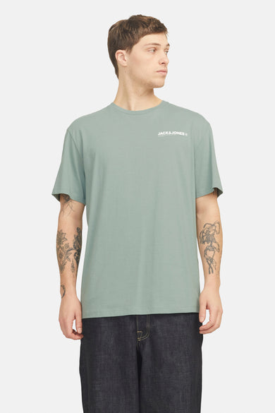 Groen T-shirt met korte mouwen van ORIGINALS BY JACK & JONES, met tatoeages op de armen.