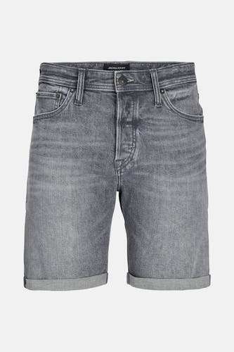 Grijze jeansshort van JACK & JONES JEANS INTELLIGENCE, met omgeslagen pijpen en lichte wassing.
