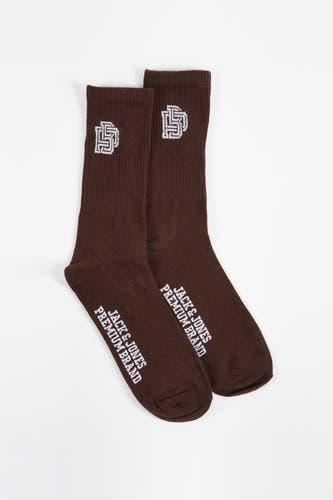 Bruine sokken van ACCESSORIES BY JACK & JONES, met wit logo en merknaam.