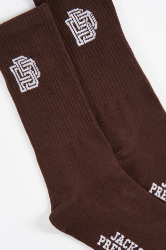 Bruine sokken van ACCESSORIES BY JACK & JONES, met ribbels en witte logo's.