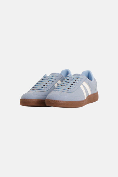 Baskets bleues de ACCESSORIES BY JACK & JONES, avec une semelle marron et des accents blancs à l'arrière.