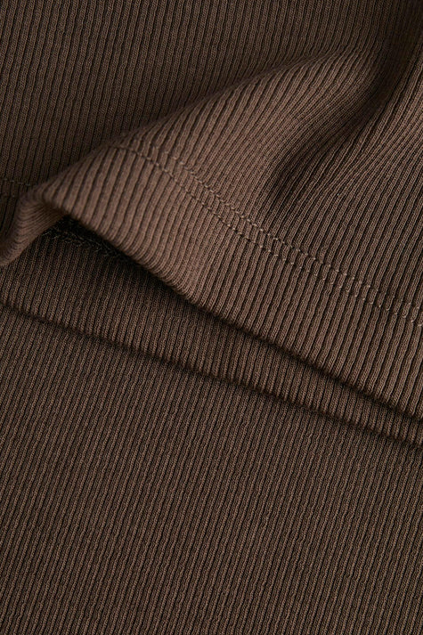 Top - bruin