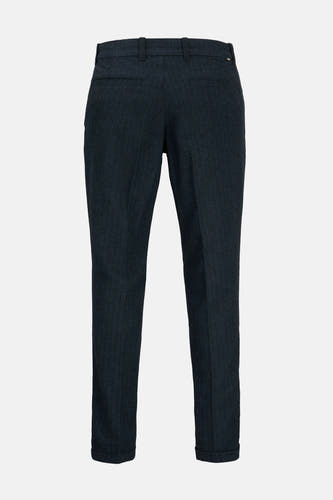 Blauwe chino van JACK & JONES JEANS INTELLIGENCE, met een subtiel visgraatpatroon en opgerolde pijpen.