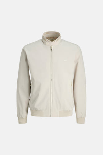 Beige korte jas van PREMIUM by JACK & JONES met gestreepte opstaande kraag, ritssluiting, ribboorden en twee ritszakken.