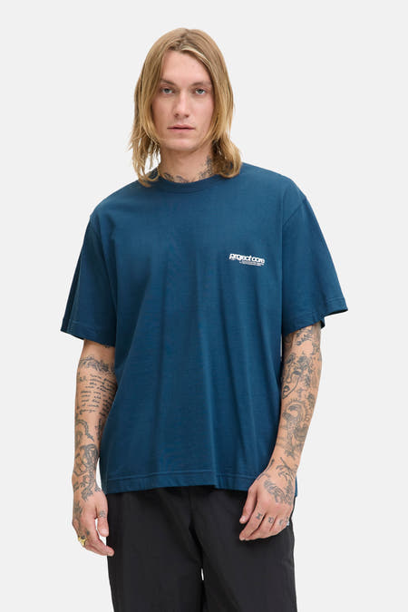 Blauw T-shirt met korte mouwen van Core by Jack & Jones, met een klein logo op de borst.