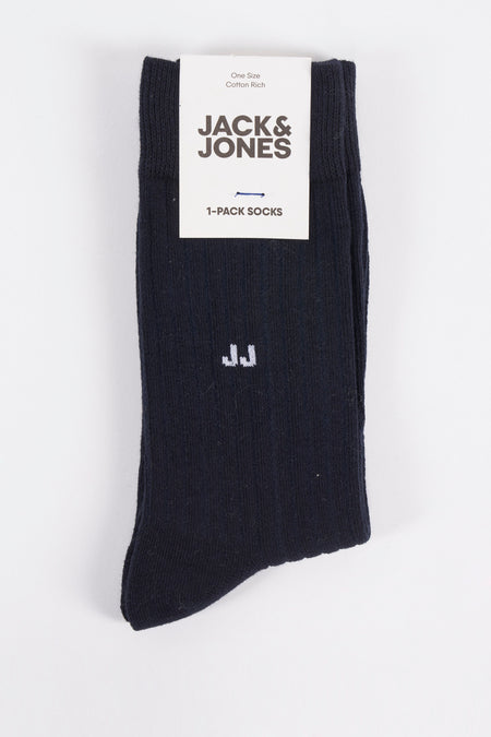 Blauwe sokken van ACCESSORIES BY JACK & JONES, met een gebreide textuur en witte initialen op de enkel.