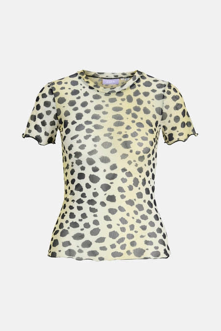 Geel T-shirt met korte mouwen van JJXX, met een stippenpatroon en een zwarte rand.
